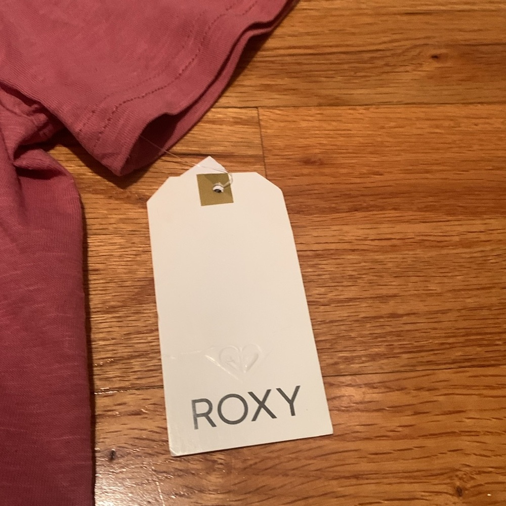 Roxy Shirt - Picture 2 of 5